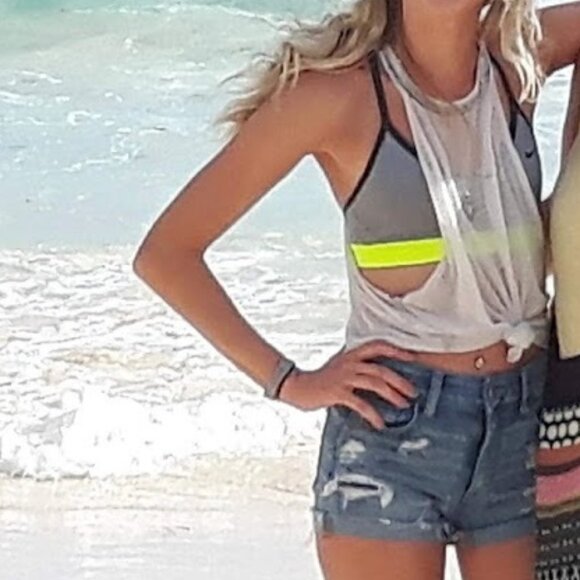 Grey Sheer Workout Tank - Picture 2 of 3